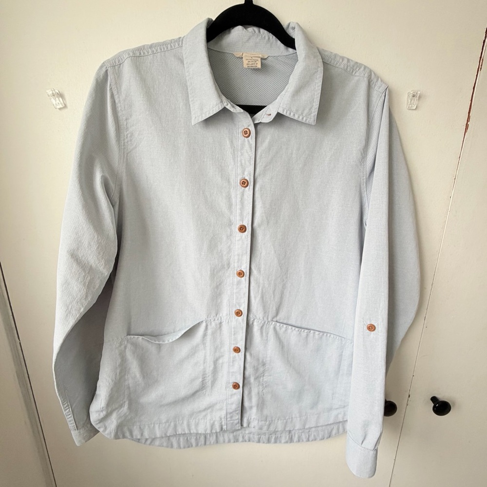 Duluth Trading Co Light Blue Utility Button Shirt Women L